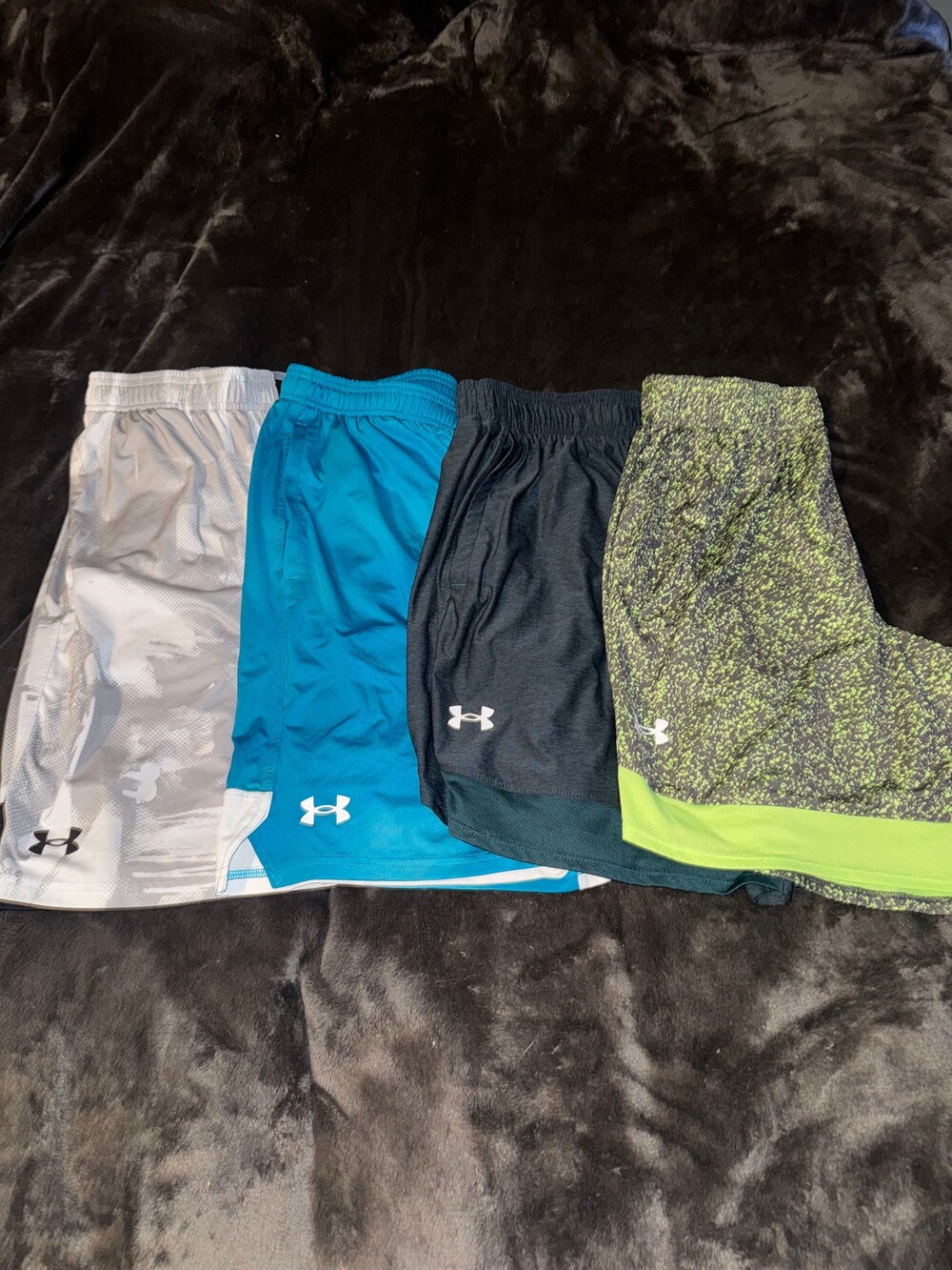 Under Armour Set of 4 Athletic Shorts Multi Color Polyester